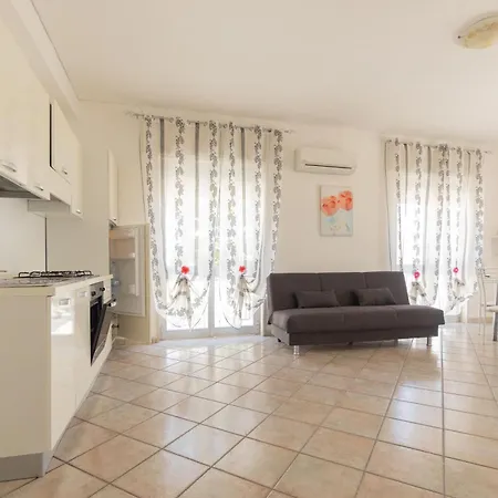 Vista Mare Apartment *