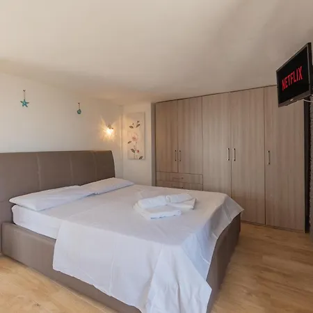 Vista Mare Apartment *